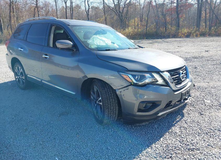 2018 Nissan Pathfinder PLATINUM (VIN 5N1DR2MM8JC648004) main photo