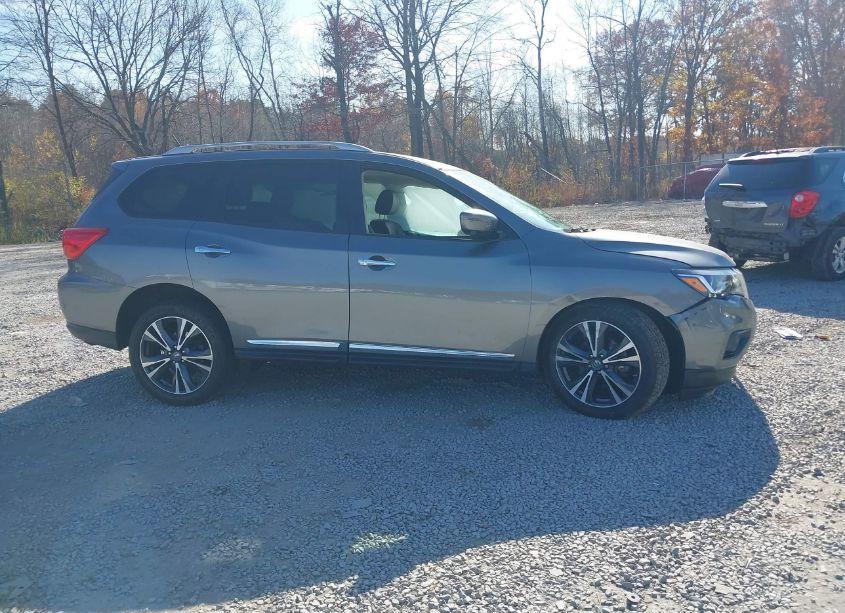 Photo 14 of 2018 Nissan Pathfinder PLATINUM (VIN 5N1DR2MM8JC648004)