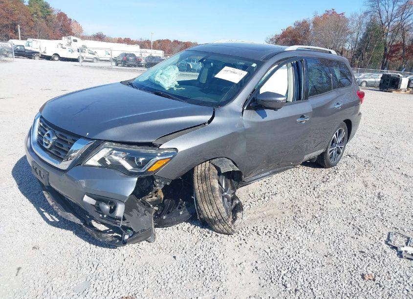Photo 2 of 2018 Nissan Pathfinder PLATINUM (VIN 5N1DR2MM8JC648004)