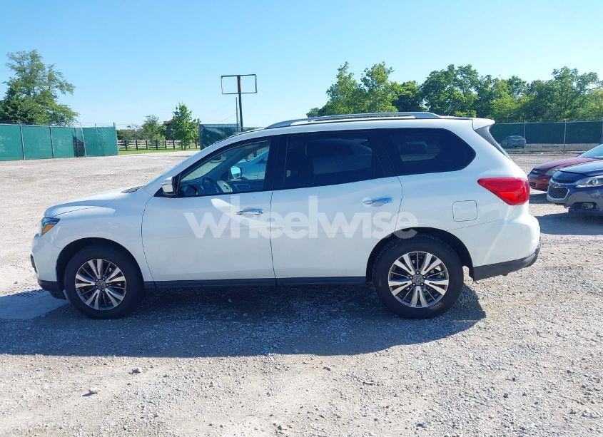 Photo 14 of 2018 Nissan Pathfinder SV (VIN 5N1DR2MM8JC661481)