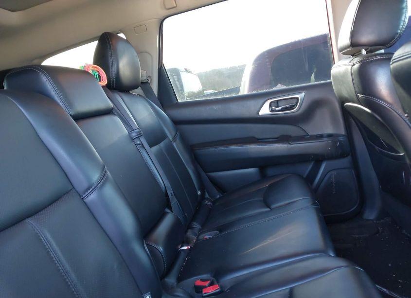 Photo 8 of 2018 Nissan Pathfinder PLATINUM (VIN 5N1DR2MM8JC662369)