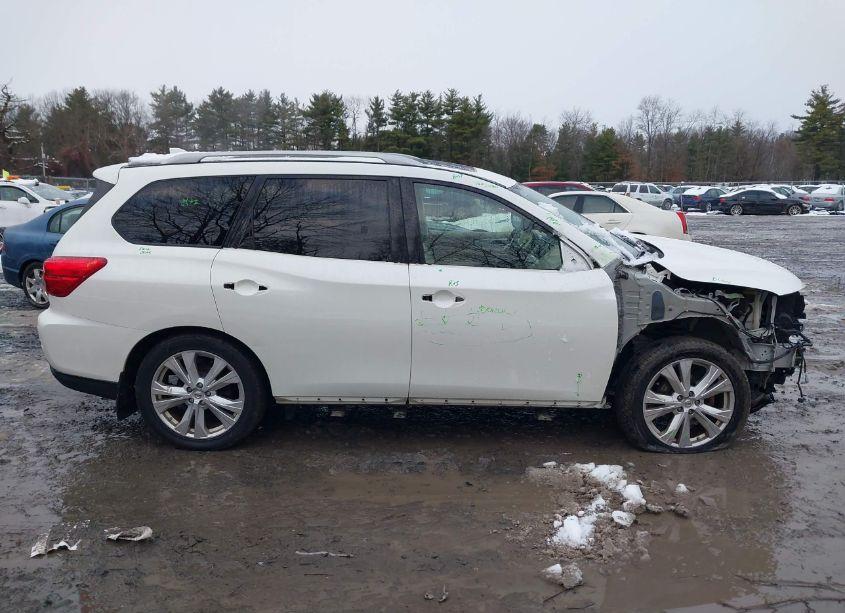 Photo 14 of 2019 Nissan Pathfinder SL (VIN 5N1DR2MM8KC587724)