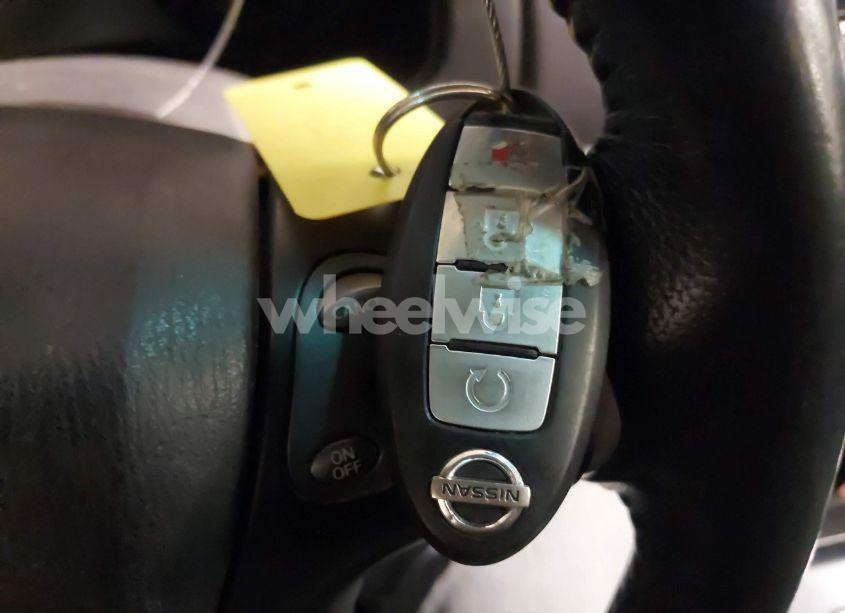 Photo 11 of 2017 Nissan Pathfinder SV (VIN 5N1DR2MM9HC611196)