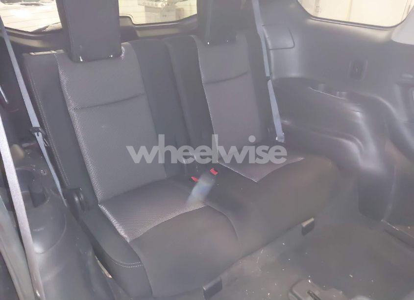 Photo 18 of 2017 Nissan Pathfinder SV (VIN 5N1DR2MM9HC611196)