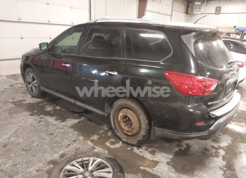 Photo 3 of 2017 Nissan Pathfinder SV (VIN 5N1DR2MM9HC611196)