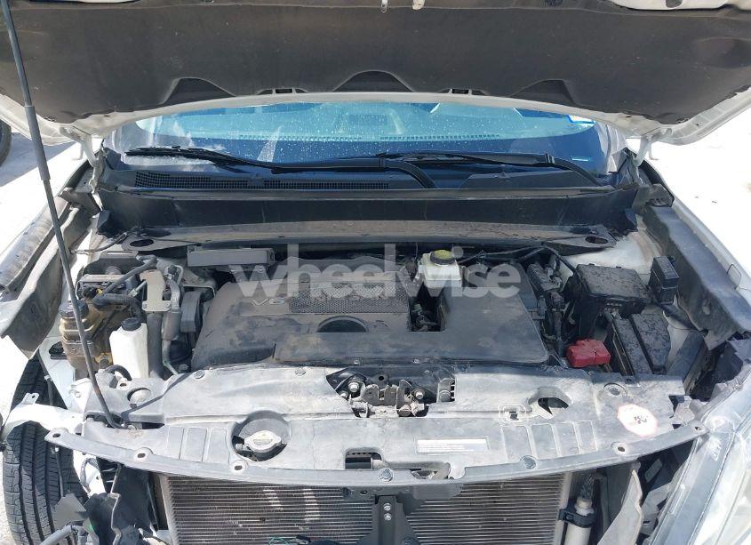 Photo 10 of 2017 Nissan Pathfinder SV (VIN 5N1DR2MM9HC622361)