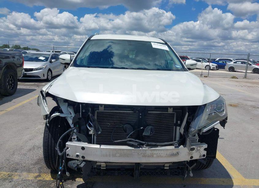 Photo 13 of 2017 Nissan Pathfinder SV (VIN 5N1DR2MM9HC622361)