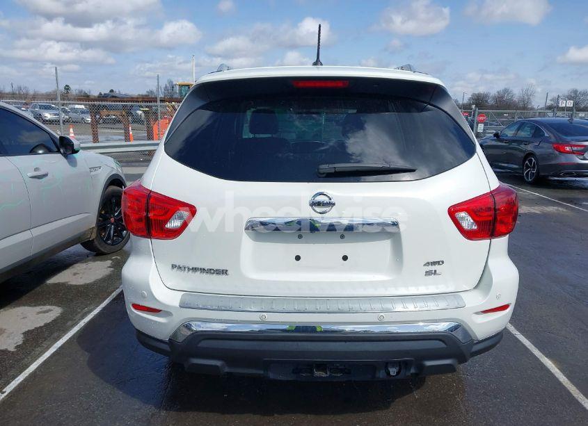 Photo 16 of 2017 Nissan Pathfinder SL (VIN 5N1DR2MM9HC627155)