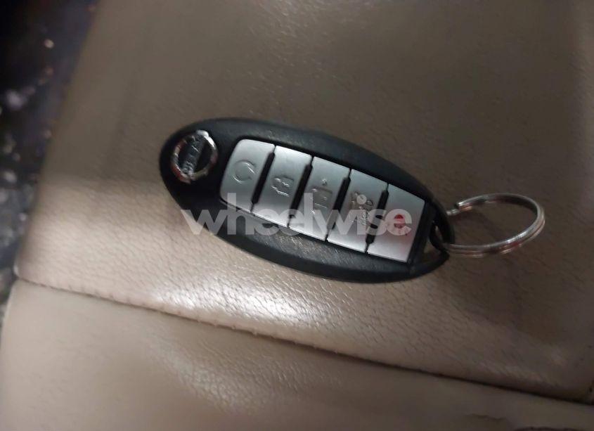 Photo 11 of 2017 Nissan Pathfinder (VIN 5N1DR2MM9HC627639)