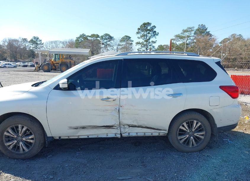 Photo 14 of 2017 Nissan Pathfinder SL (VIN 5N1DR2MM9HC644067)