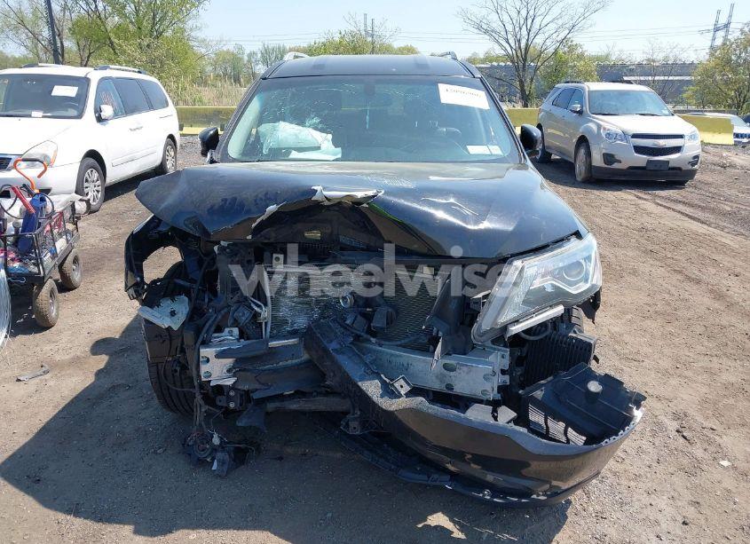 Photo 12 of 2017 Nissan Pathfinder SL (VIN 5N1DR2MM9HC648040)