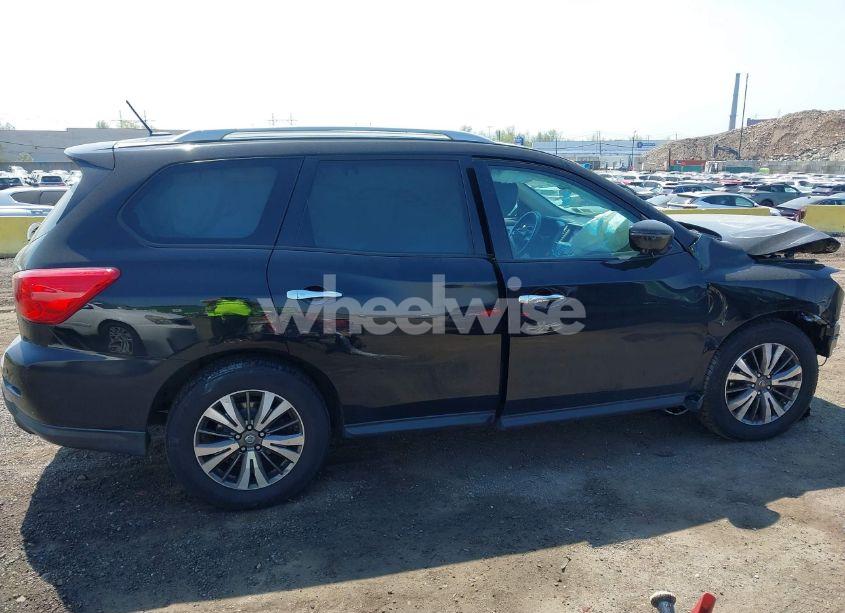 Photo 13 of 2017 Nissan Pathfinder SL (VIN 5N1DR2MM9HC648040)