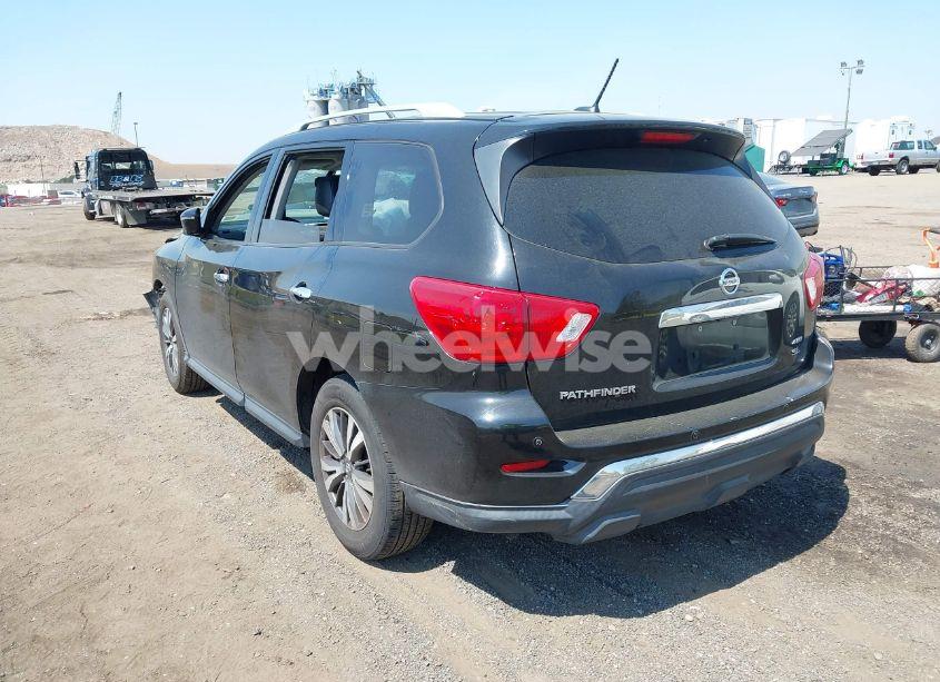 Photo 3 of 2017 Nissan Pathfinder SL (VIN 5N1DR2MM9HC648040)