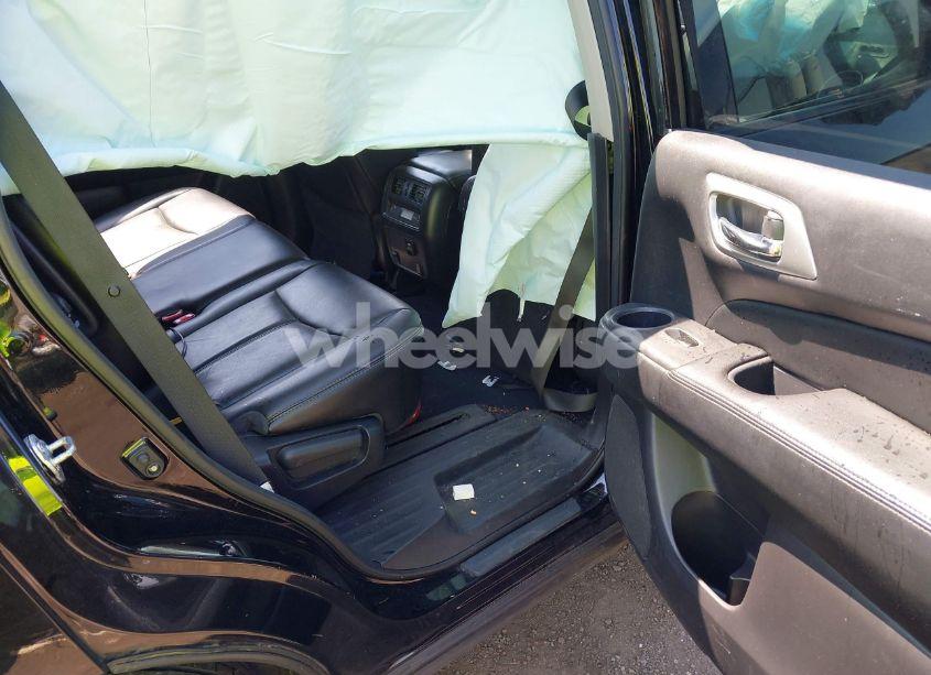 Photo 8 of 2017 Nissan Pathfinder SL (VIN 5N1DR2MM9HC648040)