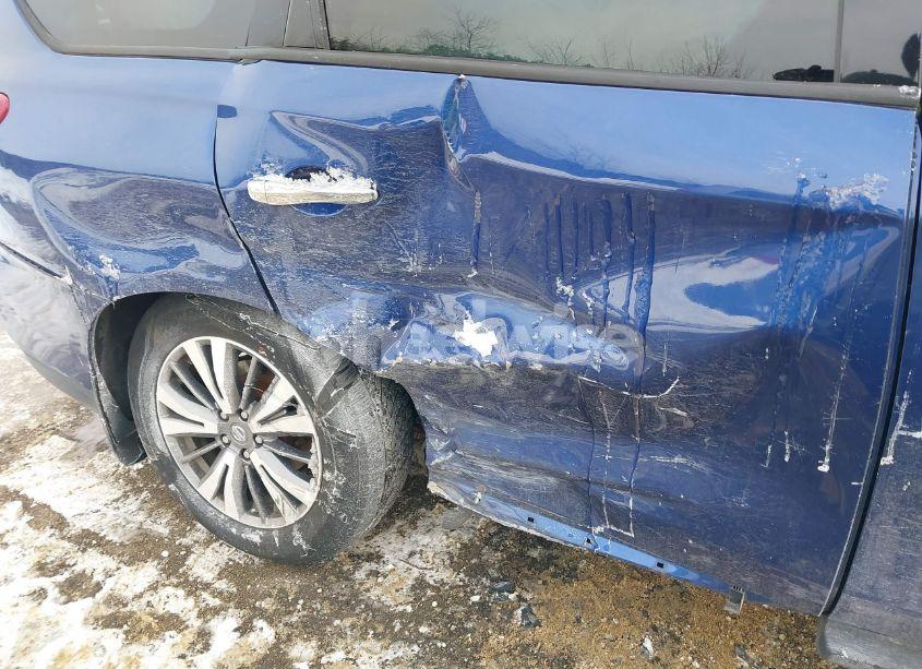 Photo 6 of 2017 Nissan Pathfinder SL (VIN 5N1DR2MM9HC684696)