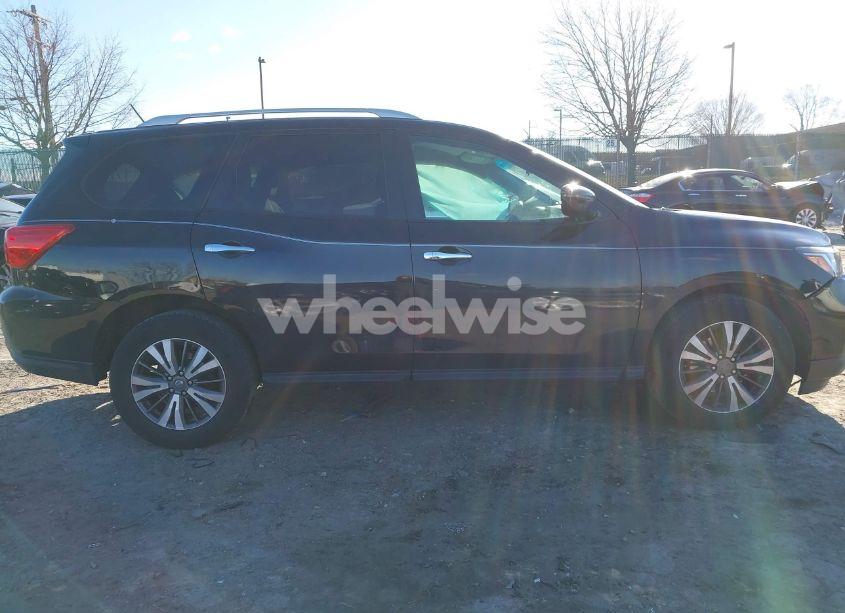 Photo 12 of 2017 Nissan Pathfinder S (VIN 5N1DR2MM9HC692801)
