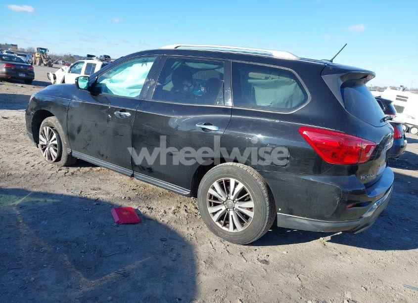 Photo 3 of 2017 Nissan Pathfinder S (VIN 5N1DR2MM9HC692801)