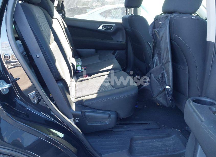 Photo 8 of 2017 Nissan Pathfinder S (VIN 5N1DR2MM9HC692801)