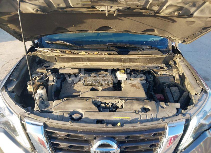 Photo 10 of 2017 Nissan Pathfinder SL (VIN 5N1DR2MM9HC907397)