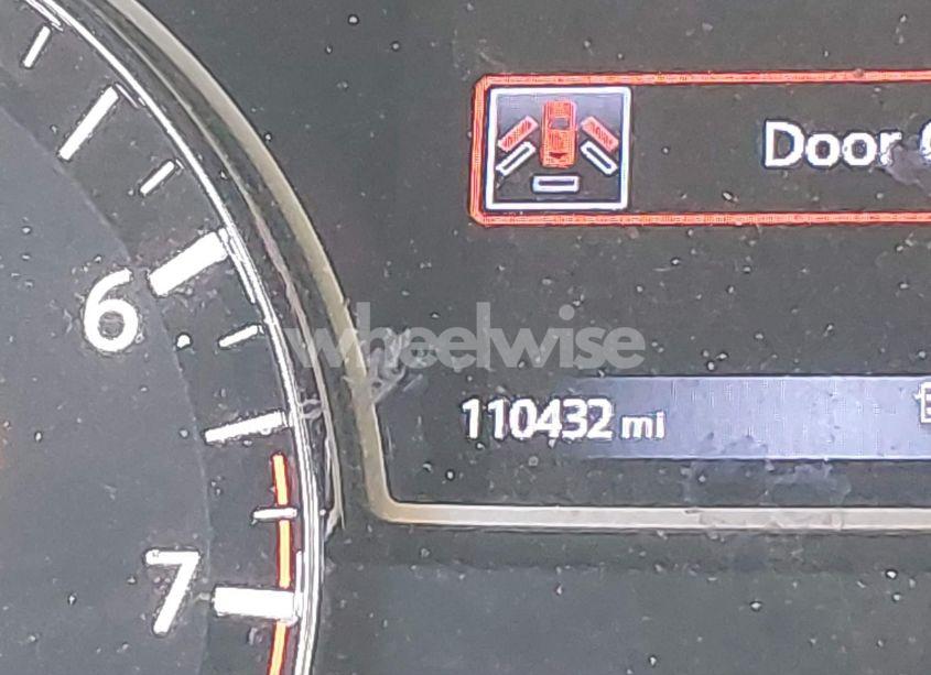 Photo 16 of 2017 Nissan Pathfinder SL (VIN 5N1DR2MM9HC907397)