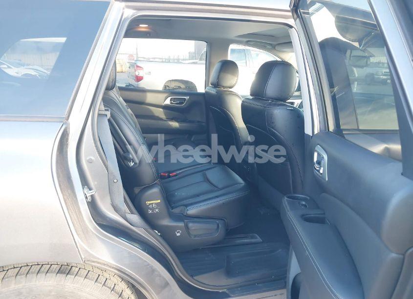 Photo 8 of 2017 Nissan Pathfinder SL (VIN 5N1DR2MM9HC907397)
