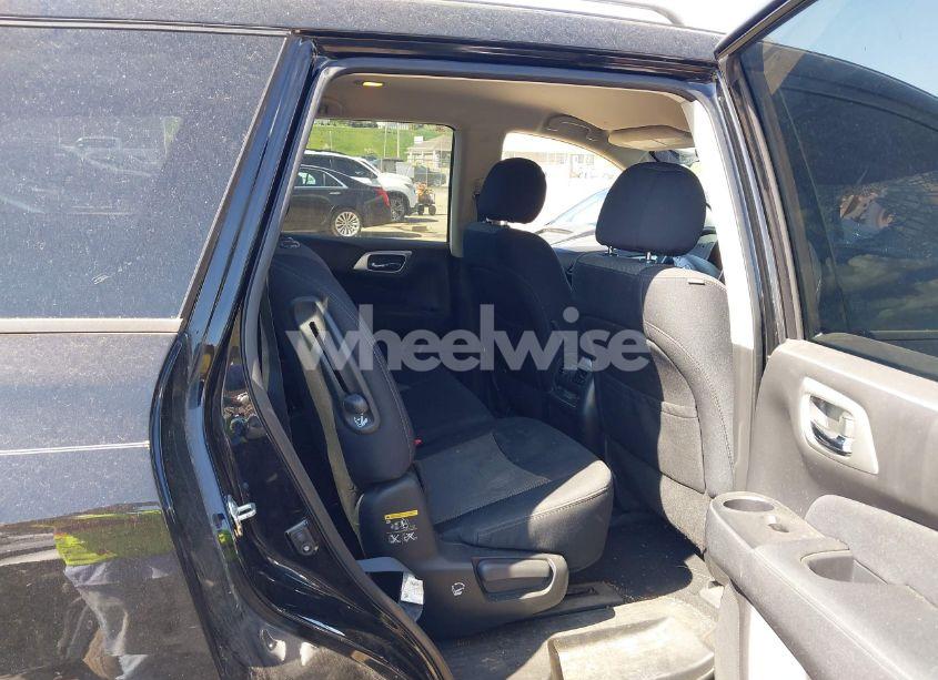 Photo 8 of 2017 Nissan Pathfinder S (VIN 5N1DR2MM9HC907982)