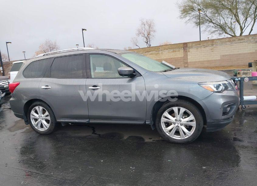 Photo 13 of 2018 Nissan Pathfinder SL (VIN 5N1DR2MM9JC613309)