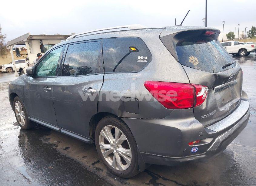 Photo 14 of 2018 Nissan Pathfinder SL (VIN 5N1DR2MM9JC613309)