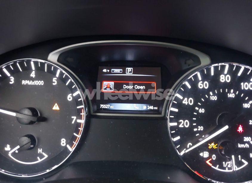 Photo 7 of 2018 Nissan Pathfinder SL (VIN 5N1DR2MM9JC613309)