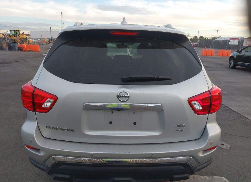 Photo 16 of 2019 Nissan Pathfinder SV (VIN 5N1DR2MM9KC589062)
