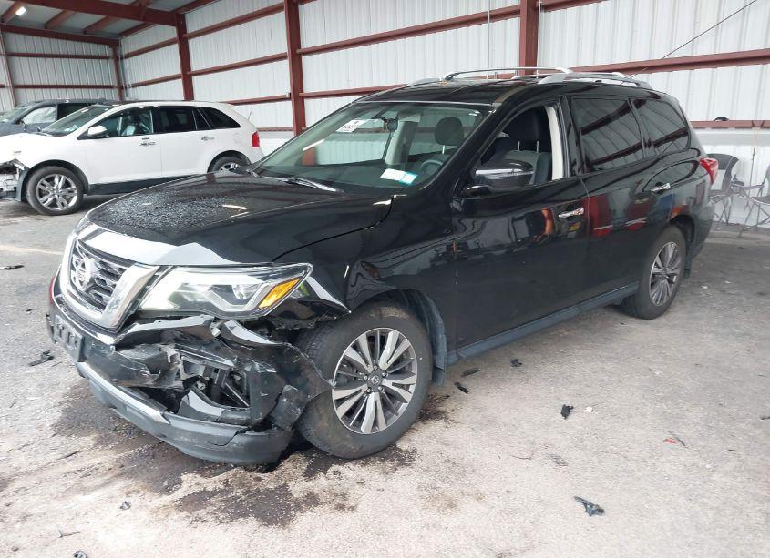 Photo 2 of 2019 Nissan Pathfinder S (VIN 5N1DR2MM9KC603770)