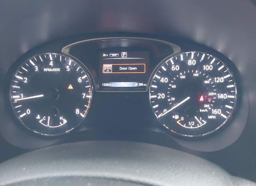 Photo 7 of 2019 Nissan Pathfinder S (VIN 5N1DR2MM9KC603770)