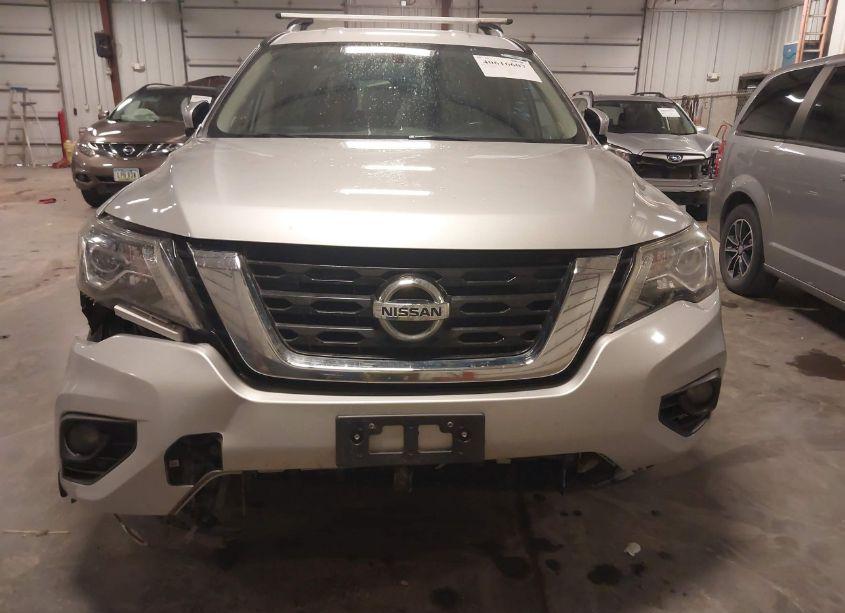 Photo 6 of 2017 Nissan Pathfinder SL (VIN 5N1DR2MMXHC619534)