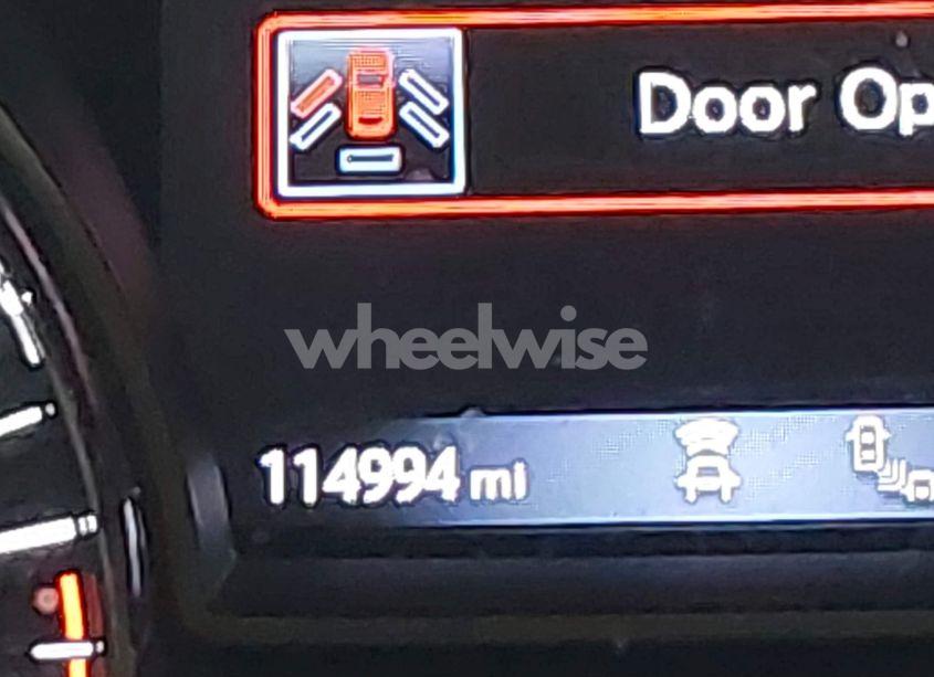 Photo 15 of 2017 Nissan Pathfinder PLATINUM/S/SL/SV (VIN 5N1DR2MMXHC636690)