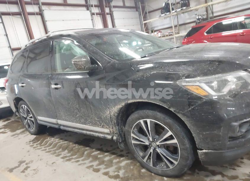 Photo 6 of 2017 Nissan Pathfinder PLATINUM/S/SL/SV (VIN 5N1DR2MMXHC636690)