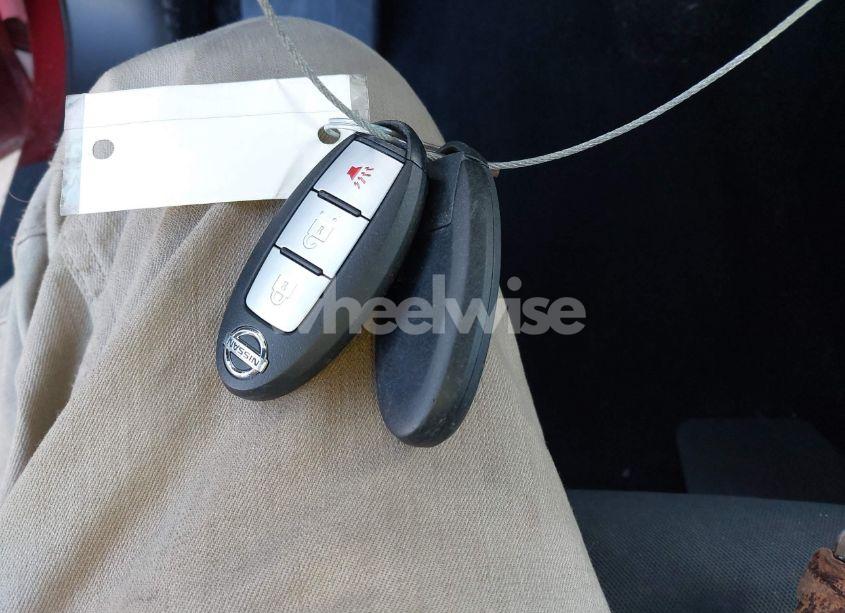 Photo 11 of 2017 Nissan Pathfinder S (VIN 5N1DR2MMXHC650993)