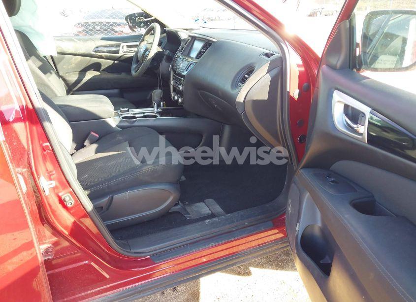 Photo 5 of 2017 Nissan Pathfinder S (VIN 5N1DR2MMXHC650993)