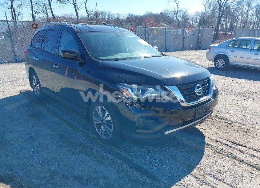 2017 Nissan Pathfinder S (VIN 5N1DR2MMXHC663968) main photo
