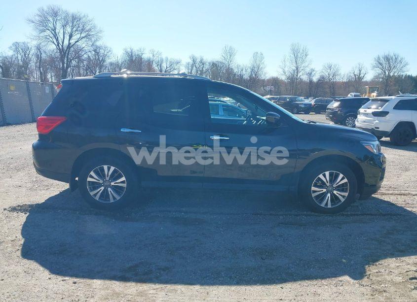 Photo 13 of 2017 Nissan Pathfinder S (VIN 5N1DR2MMXHC663968)