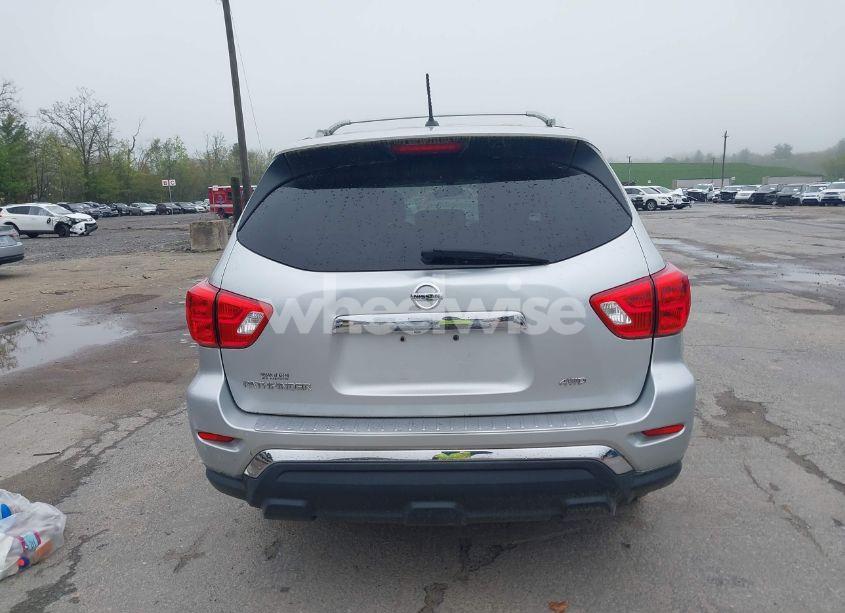 Photo 16 of 2017 Nissan Pathfinder S (VIN 5N1DR2MMXHC677711)