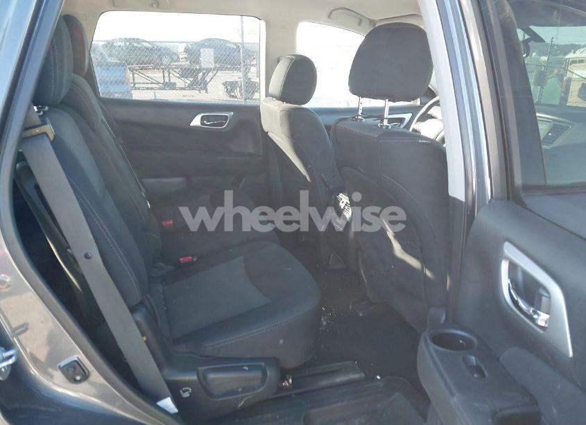 Photo 8 of 2017 Nissan Pathfinder S (VIN 5N1DR2MMXHC906193)