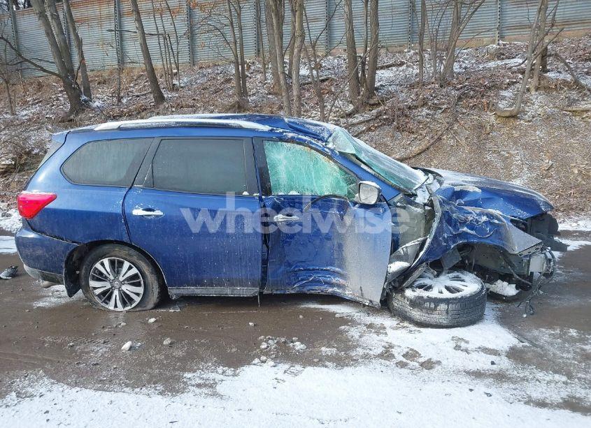 Photo 14 of 2017 Nissan Pathfinder S (VIN 5N1DR2MMXHC914276)