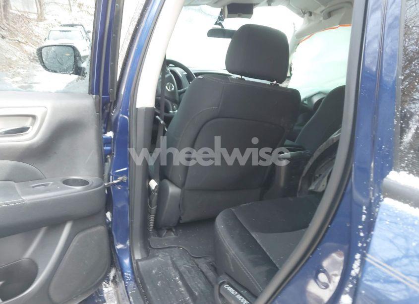 Photo 8 of 2017 Nissan Pathfinder S (VIN 5N1DR2MMXHC914276)