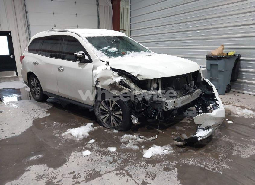 2018 Nissan Pathfinder SV (VIN 5N1DR2MMXJC604943) main photo