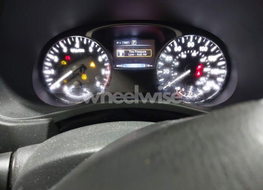 Photo 7 of 2018 Nissan Pathfinder SV (VIN 5N1DR2MMXJC604943)