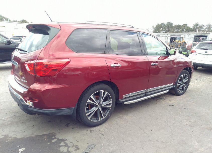 Photo 4 of 2018 Nissan Pathfinder PLATINUM (VIN 5N1DR2MMXJC607325)