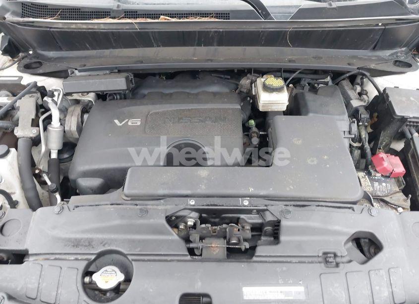 Photo 10 of 2018 Nissan Pathfinder SV (VIN 5N1DR2MMXJC607535)