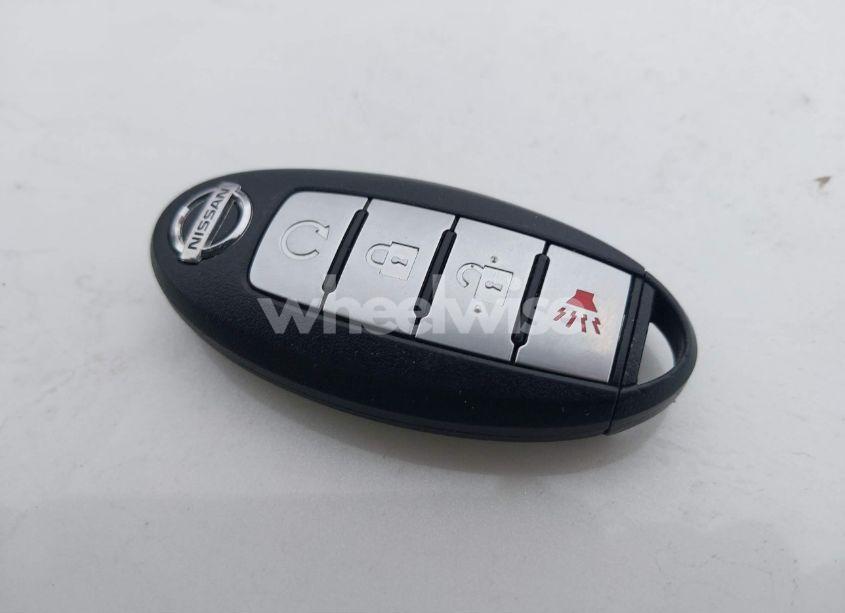 Photo 11 of 2018 Nissan Pathfinder SV (VIN 5N1DR2MMXJC607535)