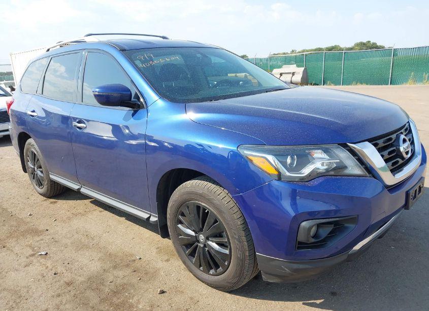 2018 Nissan Pathfinder SV (VIN 5N1DR2MMXJC639241) main photo
