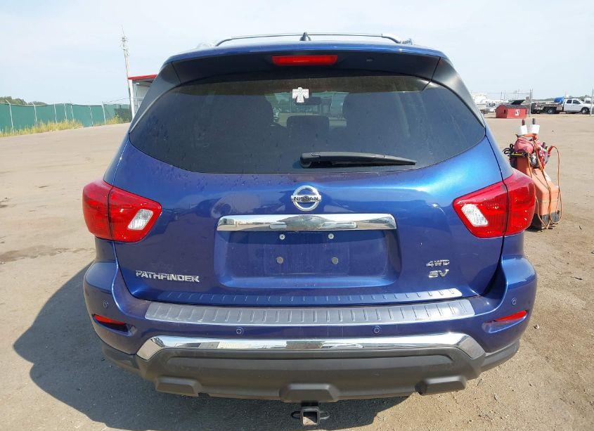 Photo 16 of 2018 Nissan Pathfinder SV (VIN 5N1DR2MMXJC639241)